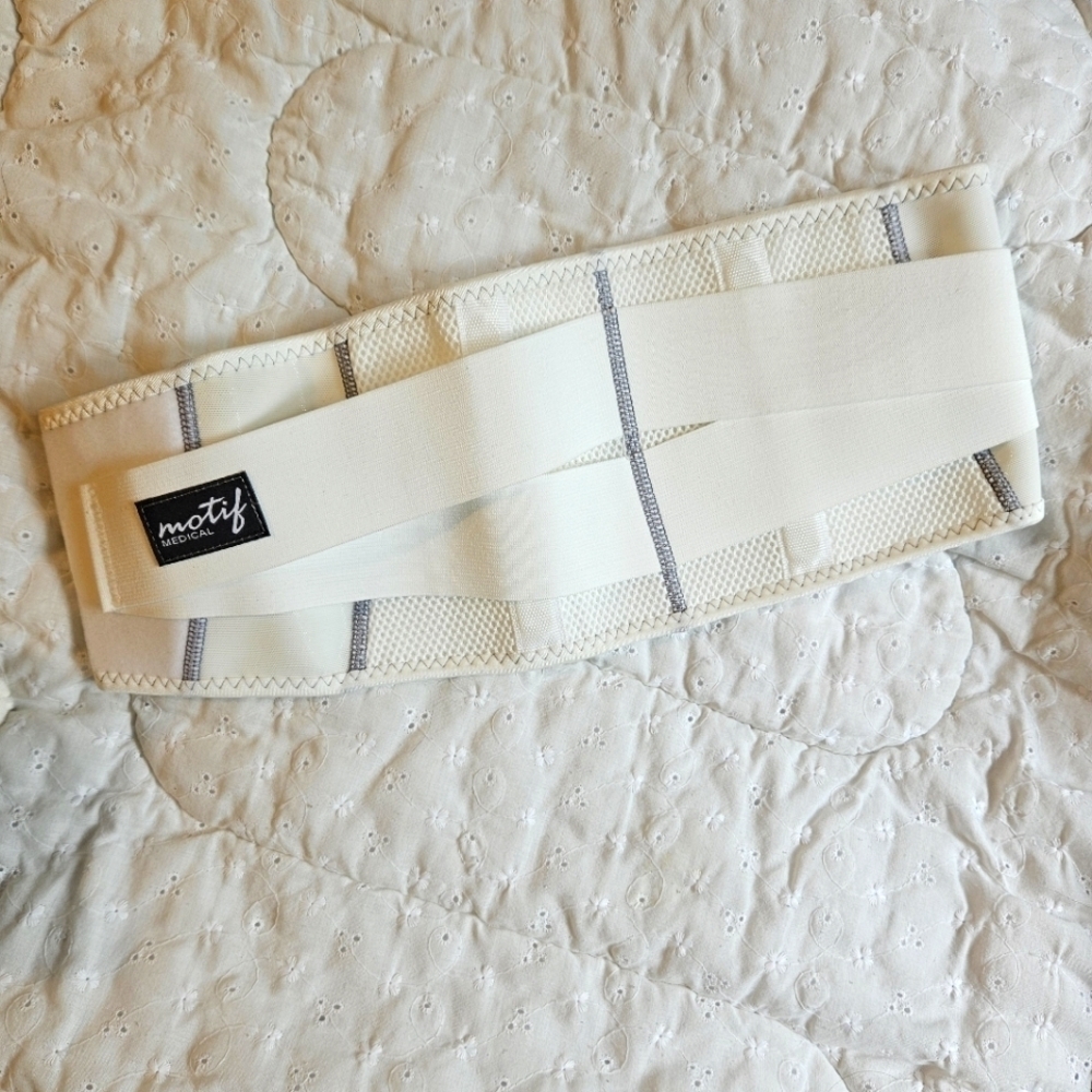 MOTIF Pregnancy Support Band - never used!